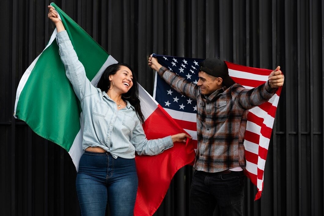 imgi 62 pareja sosteniendo banderas estados unidos mexico 23 2149372989